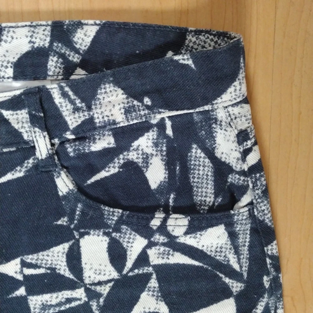 Monki patterned straight leg trousers - Picture 4 of 5